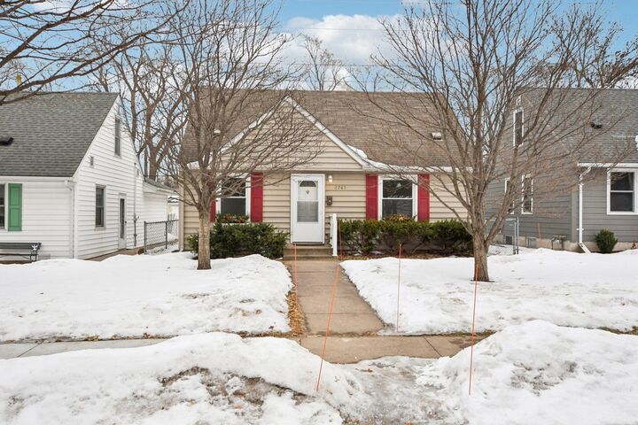 Property Photo: 2741 Brunswick Avenue S MN 55416