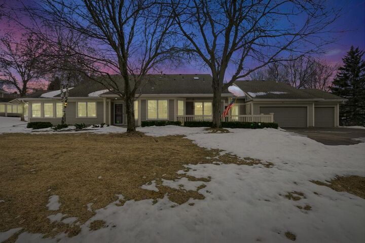 Property Photo:  877 Ivy Lane  MN 55123 