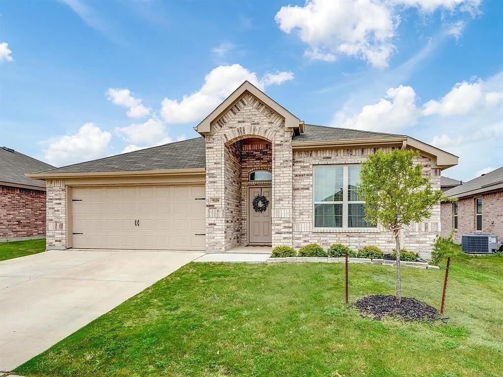 Property Photo:  9109 Glen Mills Trail  TX 76179 