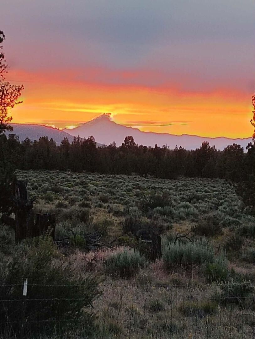 Property Photo:  3913 SE Umatilla Loop  OR 97754 