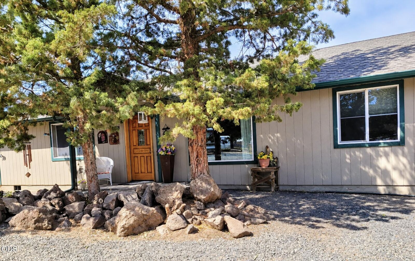 Property Photo:  3913 SE Umatilla Loop  OR 97754 
