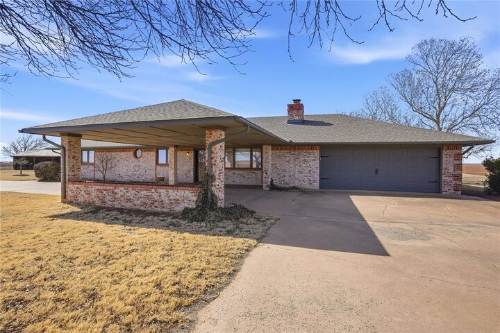 Property Photo: 16069 US Highway 283 Highway OK 73521