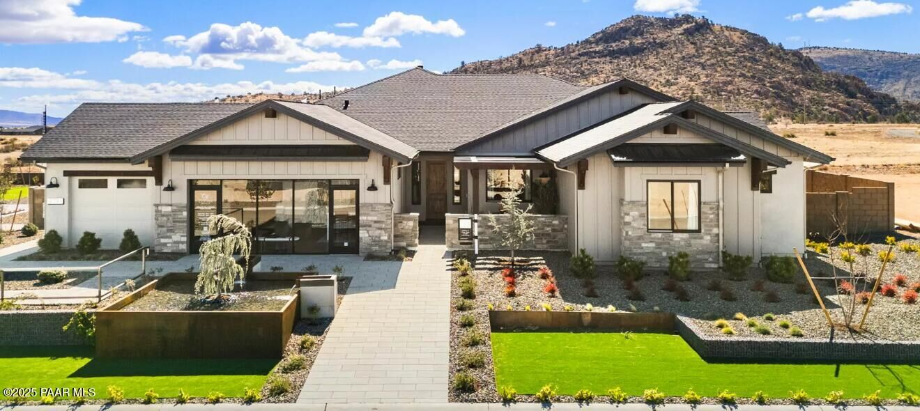 Property Photo: 3751 Blazing Ore Trail AZ 86301