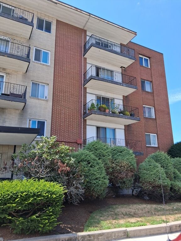 Property Photo:  80 Main St 9  MA 02148 