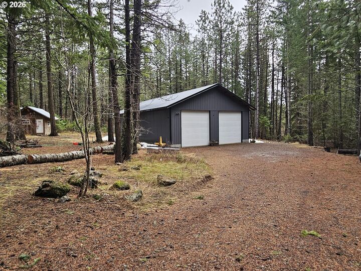 Property Photo:  492 Sleepy Hollow Rd  WA 98635 