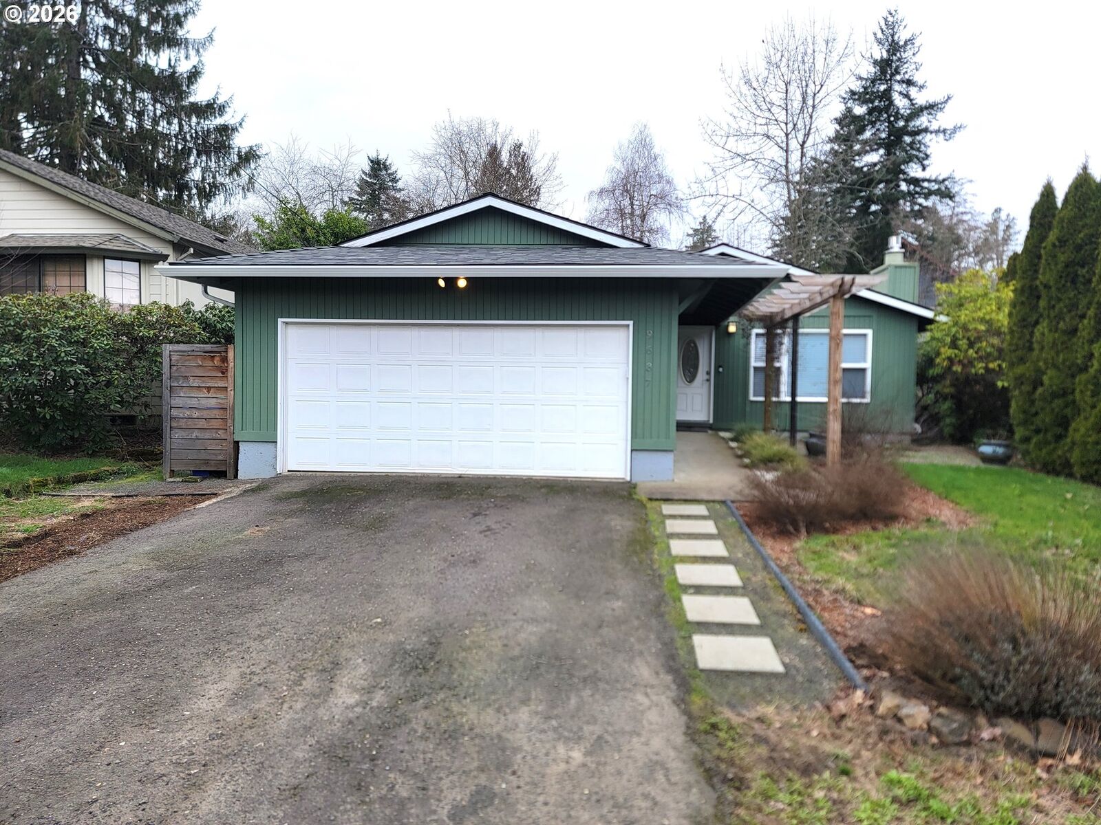 Property Photo:  9637 SW 51st Ave  OR 97219 