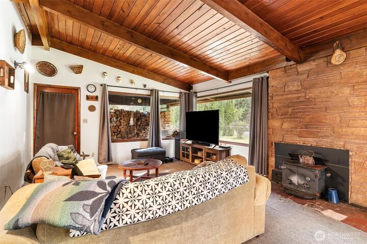 Property Photo:  58161  State Route 20  WA 98283 