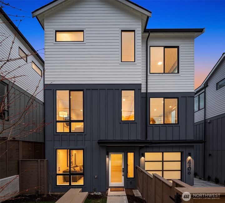 Property Photo: 4406 1st Avenue NE WA 98105