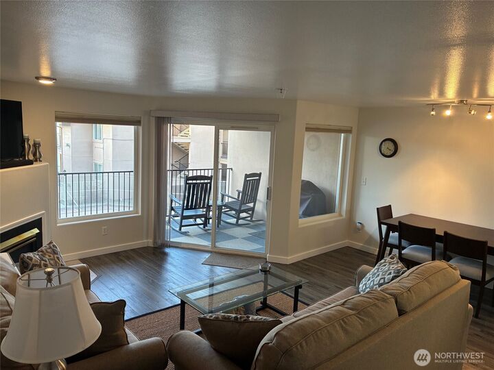 Property Photo:  2900  Marina Dr. 201  WA 98837 