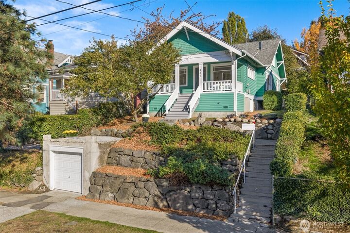 Property Photo: 932 29th Avenue WA 98122