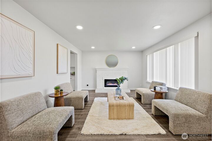 Property Photo:  7424 S Puget Sound Avenue  WA 98409 