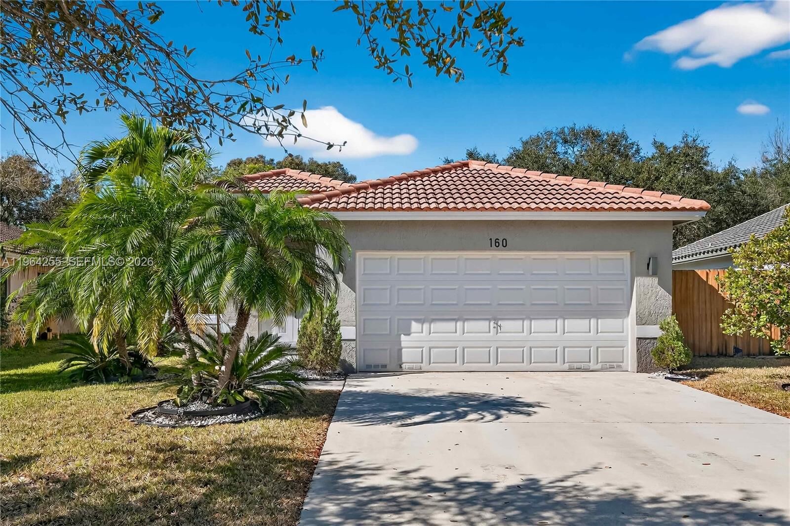 Property Photo:  160 SW 206th Ave  FL 33029 