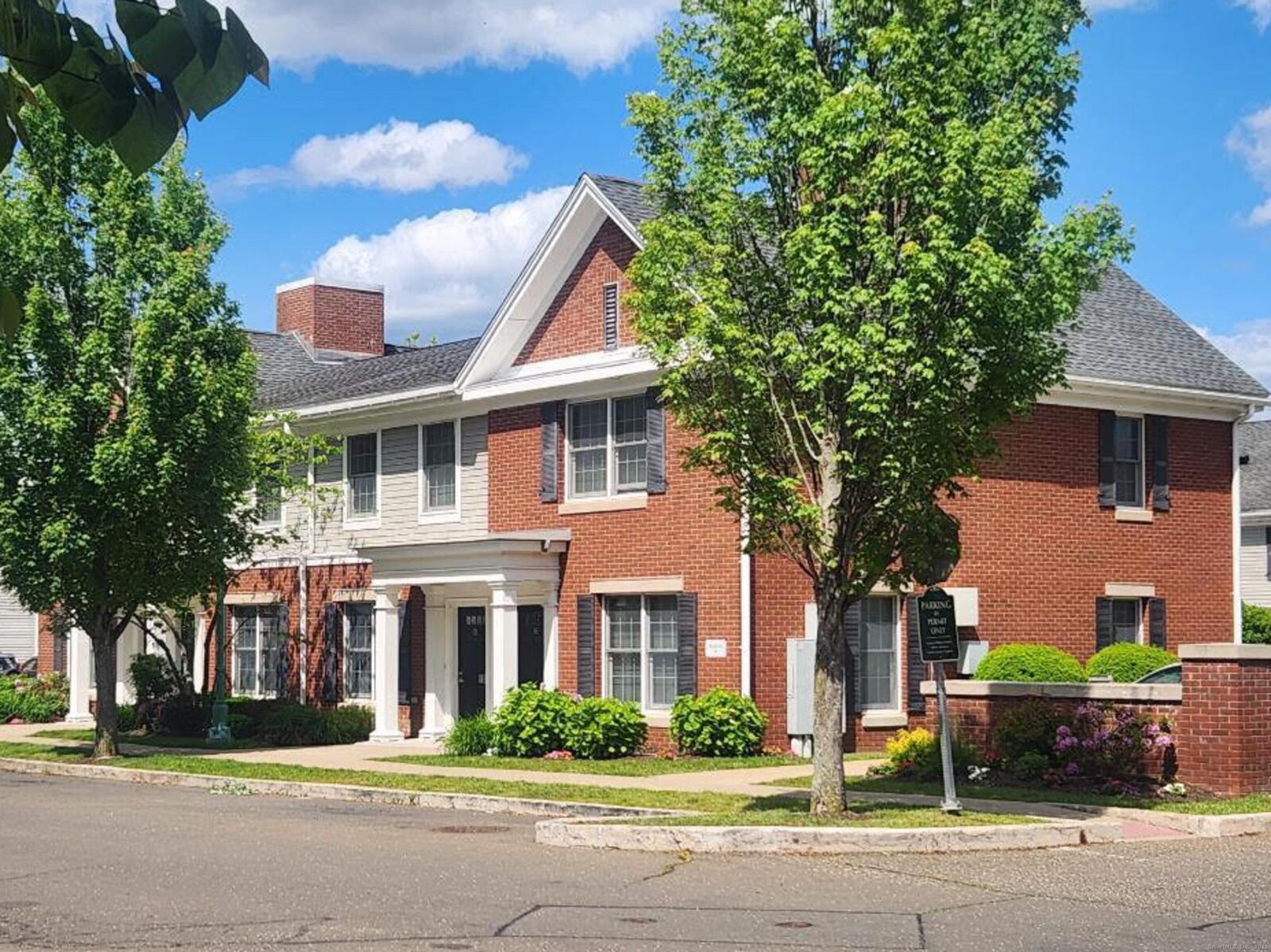 Property Photo:  46 Fairgate Drive  CT 06902 