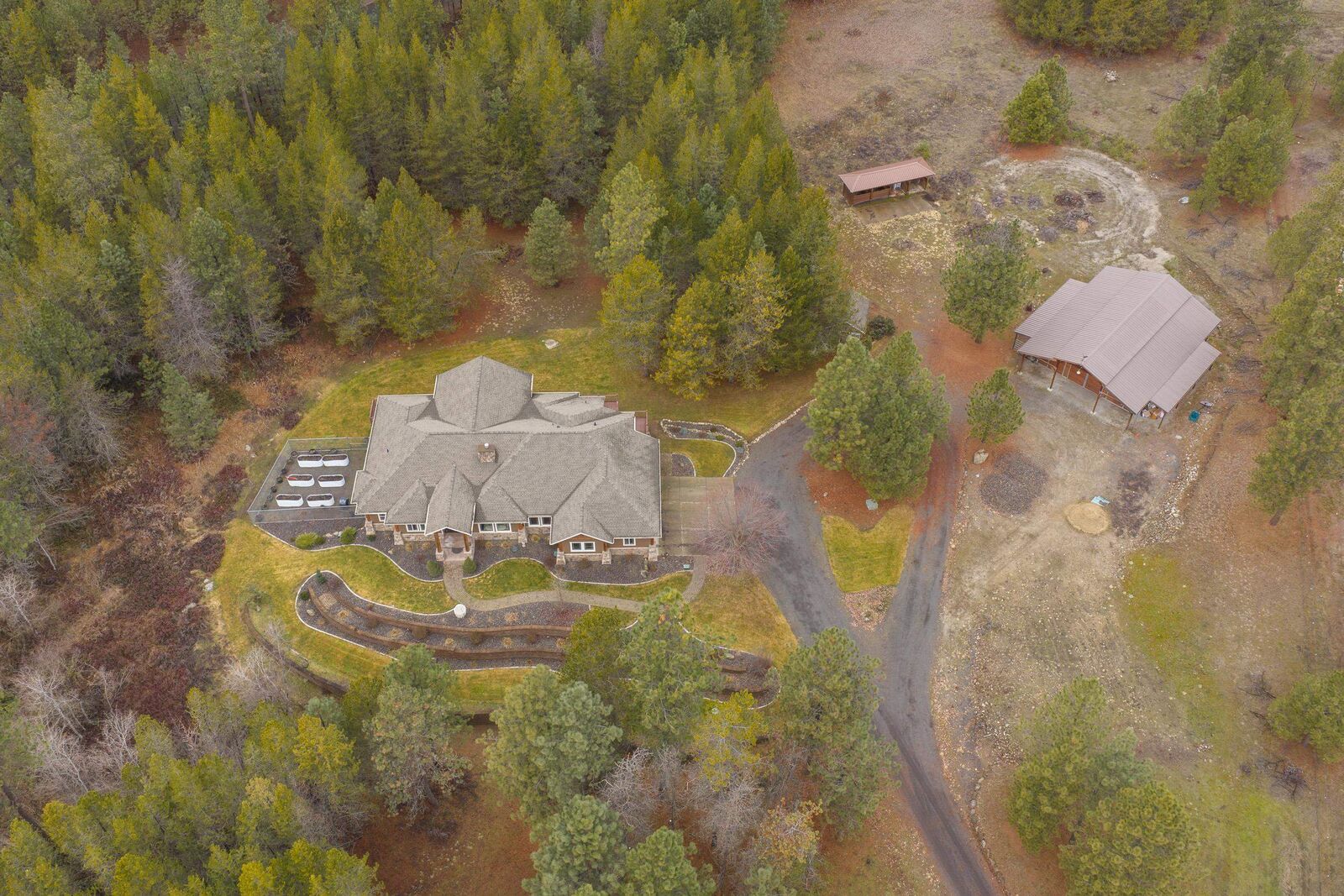 Property Photo:  21615 N Green Pine Ln  WA 99005-9093 