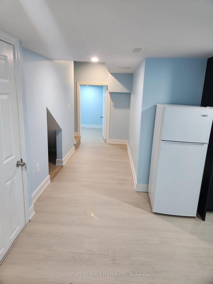 Property Photo:  1056 Suddard Avenue  ON L1L 0V5 