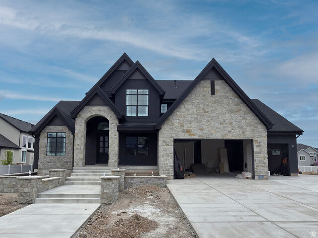 Property Photo:  39 N Hayfield Cir  UT 84037 