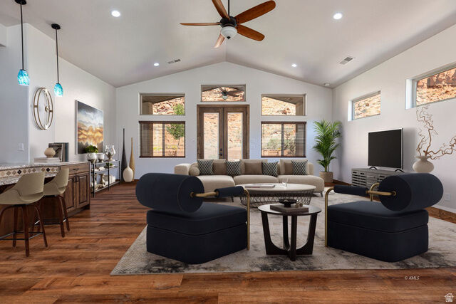 Property Photo: 493 E Donner Cir UT 84741