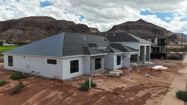 Property Photo:  1915 S 920 W  UT 84737 