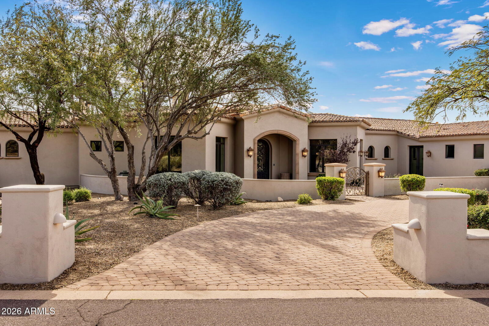 Property Photo:  9067 E Sierra Pinta Drive  AZ 85255 