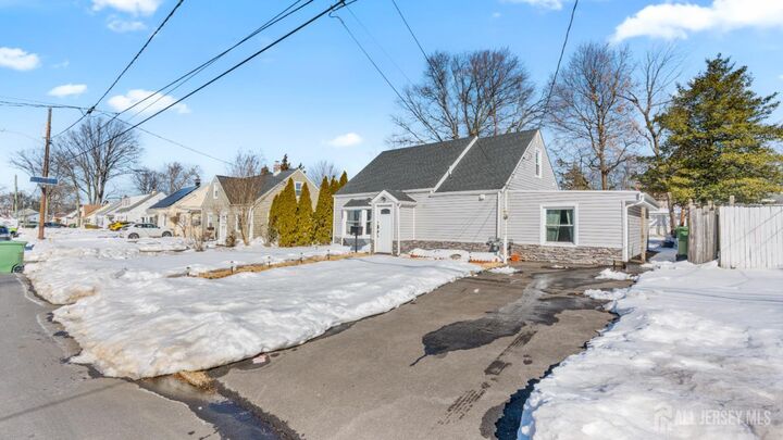 Property Photo: 47 Hillcrest Avenue NJ 08817