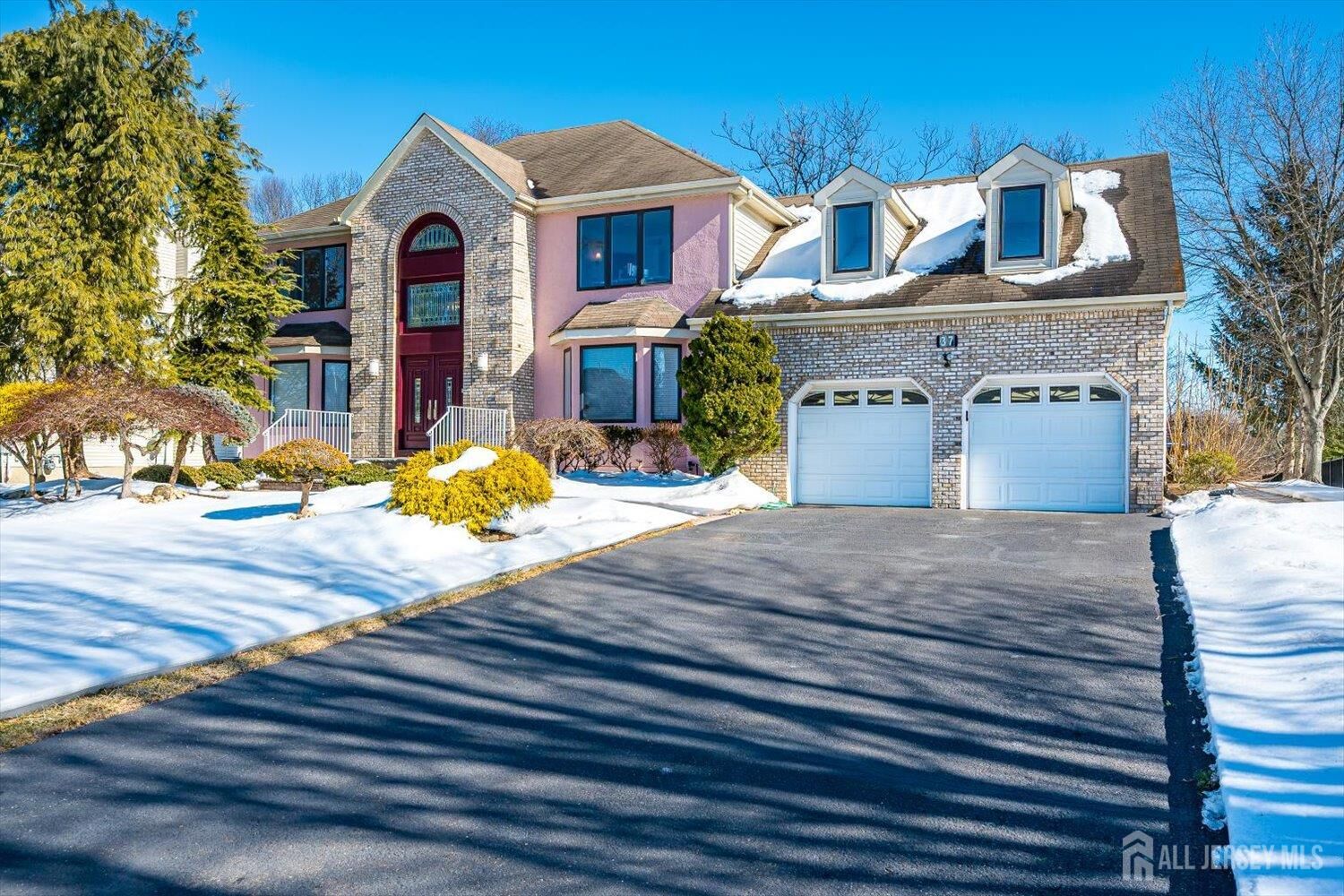 Property Photo:  37 Jernee Drive  NJ 08816 