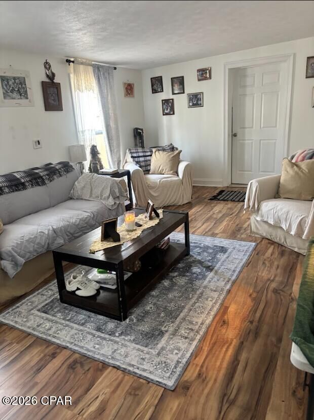 Property Photo:  617 N 9th Plaza  FL 32404 