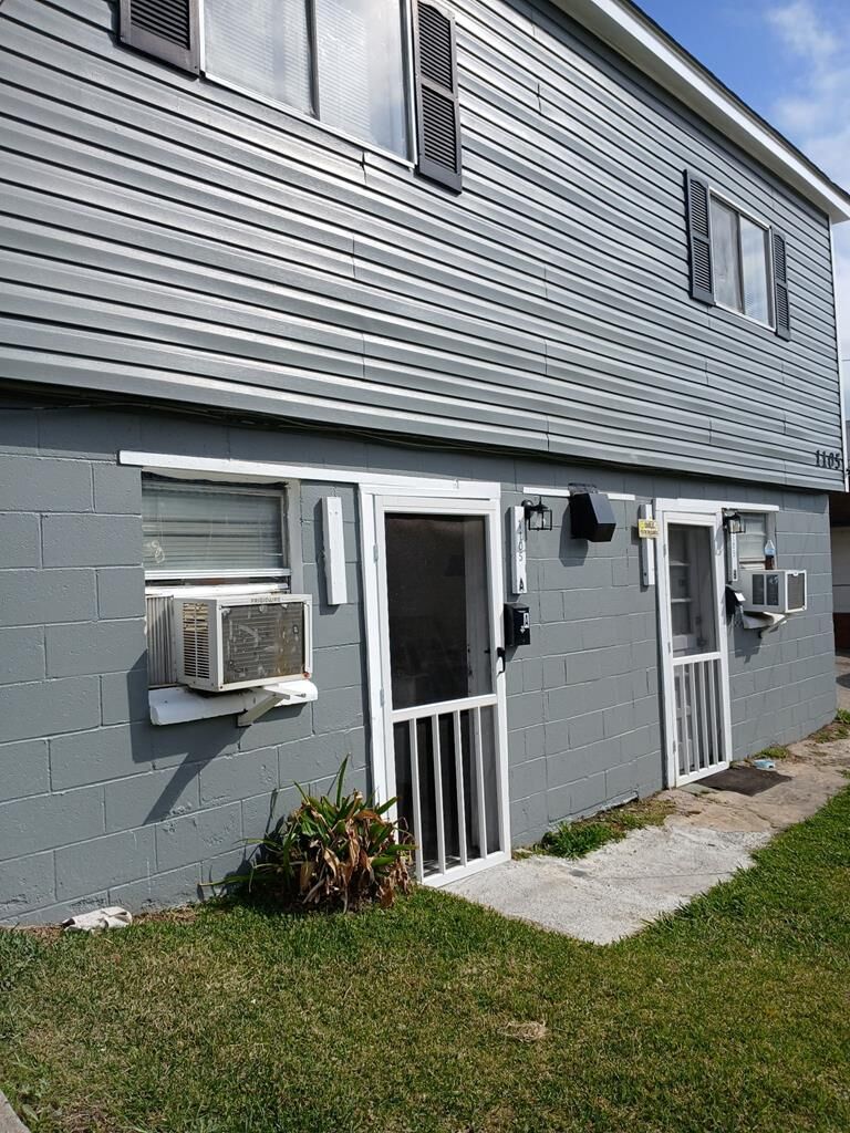 Property Photo:  1105 Linwood Boulevard  GA 31901 