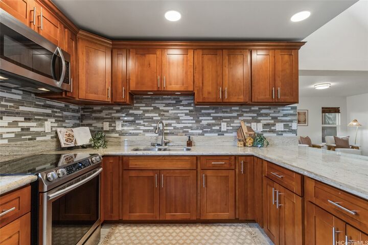 Property Photo:  94-568 Poloahilani Street  HI 96789 