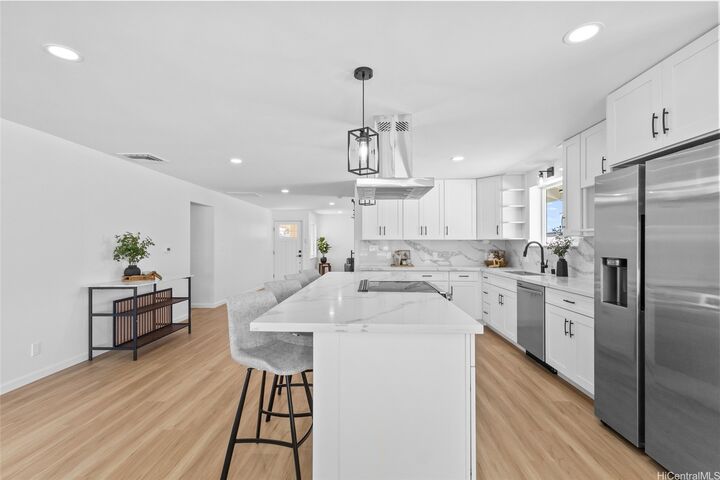 Property Photo:  4560 Ukali Street  HI 96818 