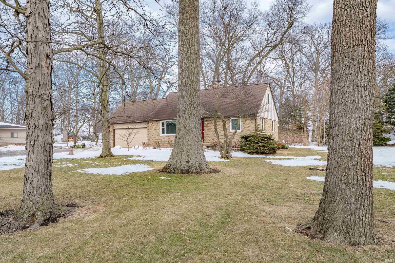Property Photo:  11704 Hand Road  IN 46818-9319 