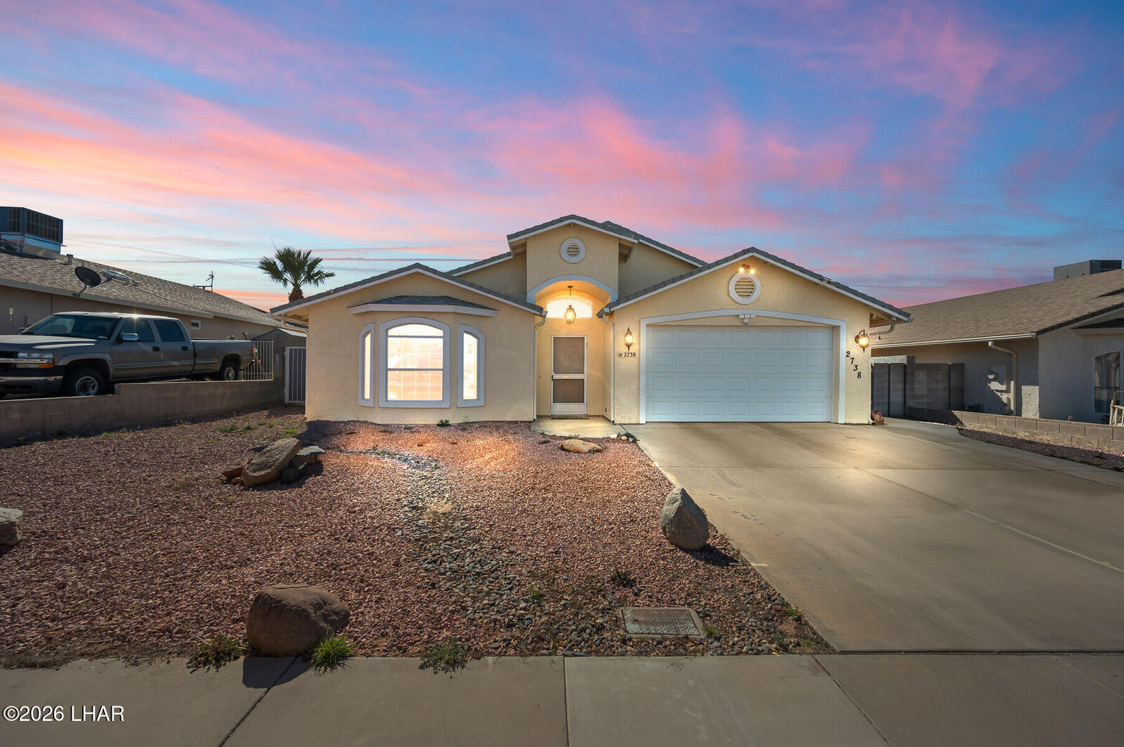 Property Photo: 2738 Pasadena Ave AZ 86401