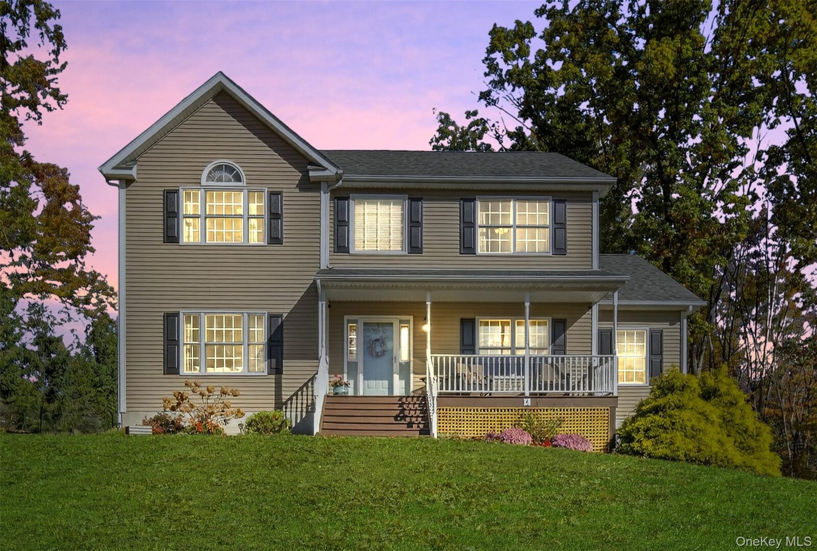 Property Photo:  4 Theresa Court  NY 12540 