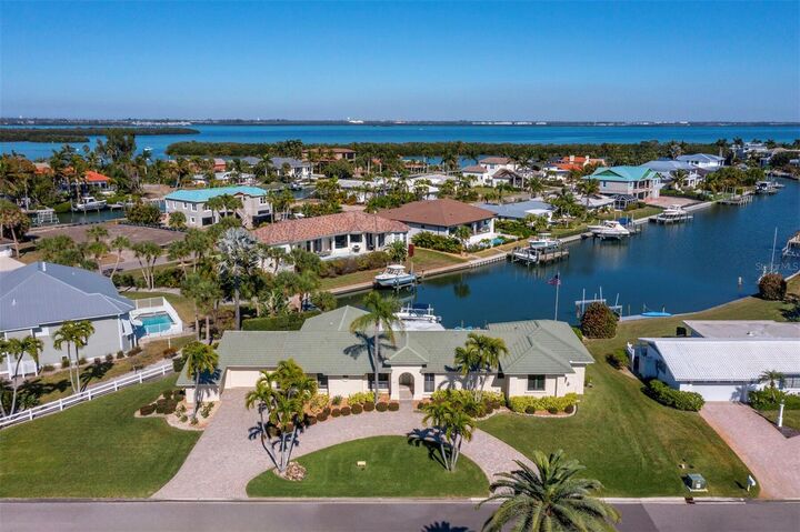 Property Photo: 5970 Emerald Harbor Drive FL 34228