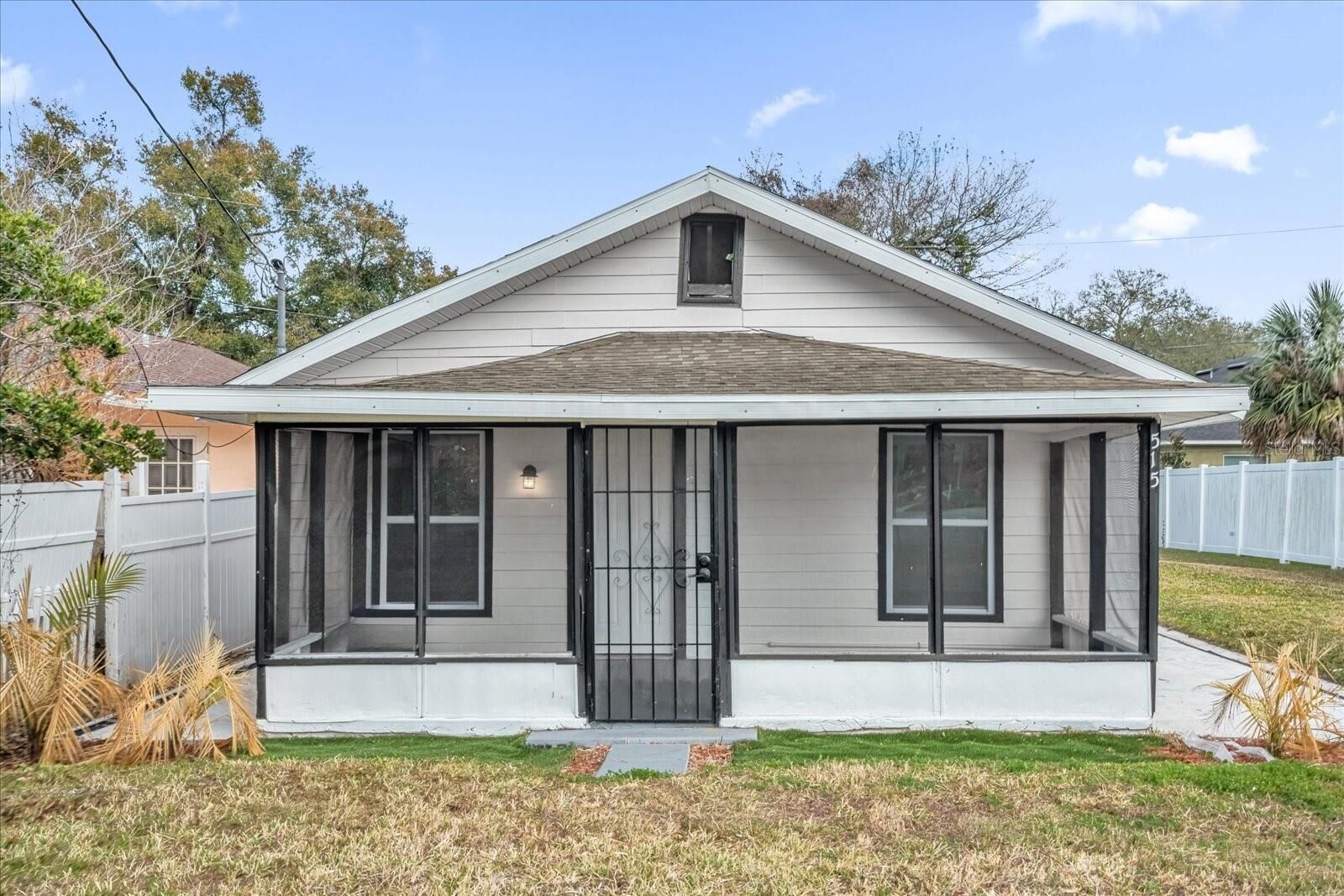 Property Photo:  515 9th Street  FL 34787 