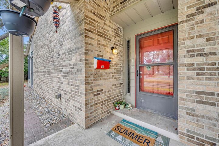 Property Photo: 451 Oak Haven Drive FL 32701