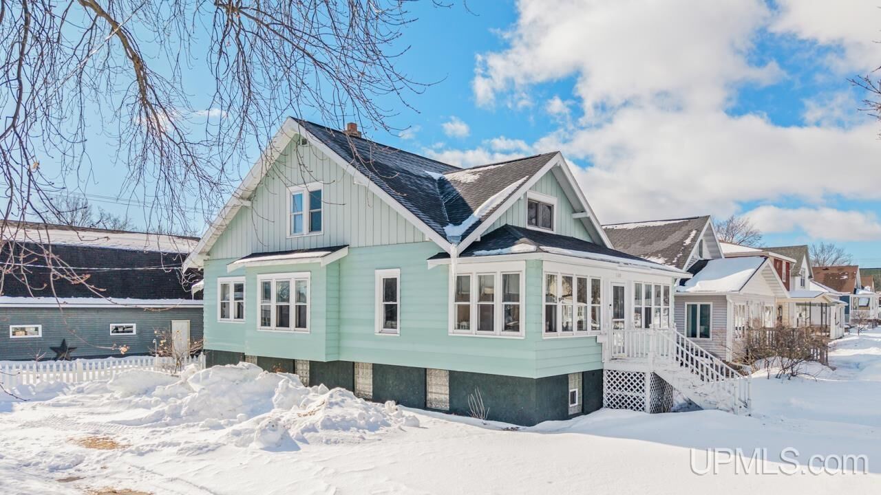 Property Photo: 1103 Minnesota Avenue MI 49837