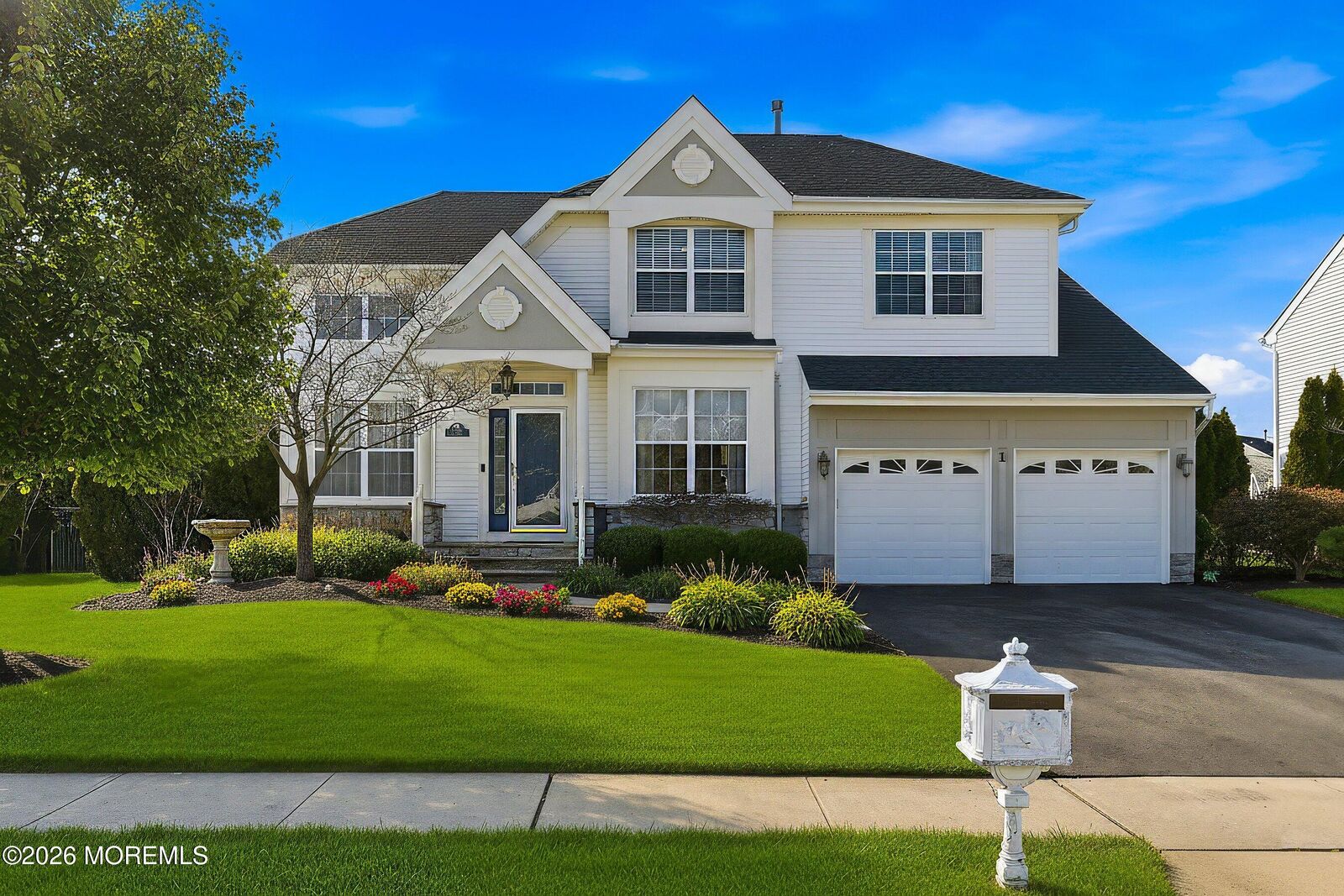 Property Photo:  1 Edinburg Circle  NJ 07747 