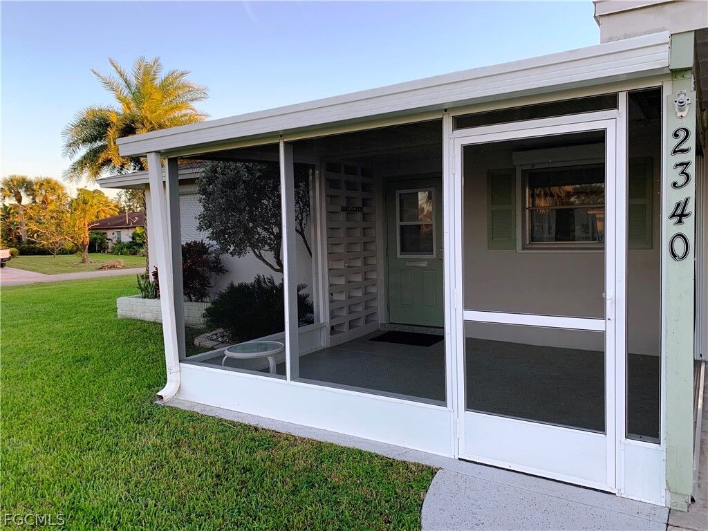 Property Photo:  2340 Jacaranda Court  FL 33936 