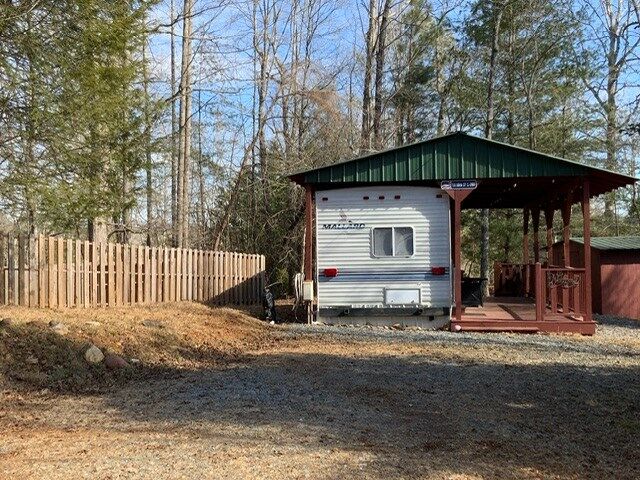 Property Photo: 64 10th Street GA 30540