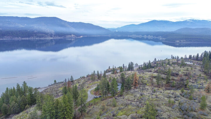 Property Photo:  41 Eagle Ln  WA 99141 