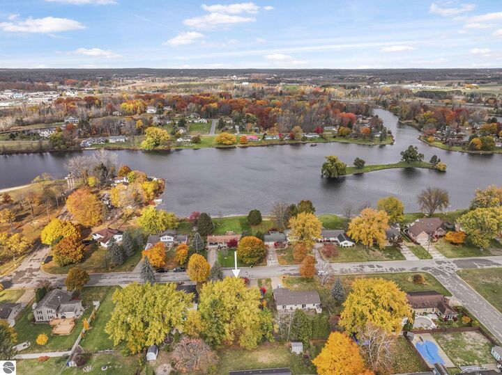 Property Photo: 412 Wilcox Parkway MI 48617