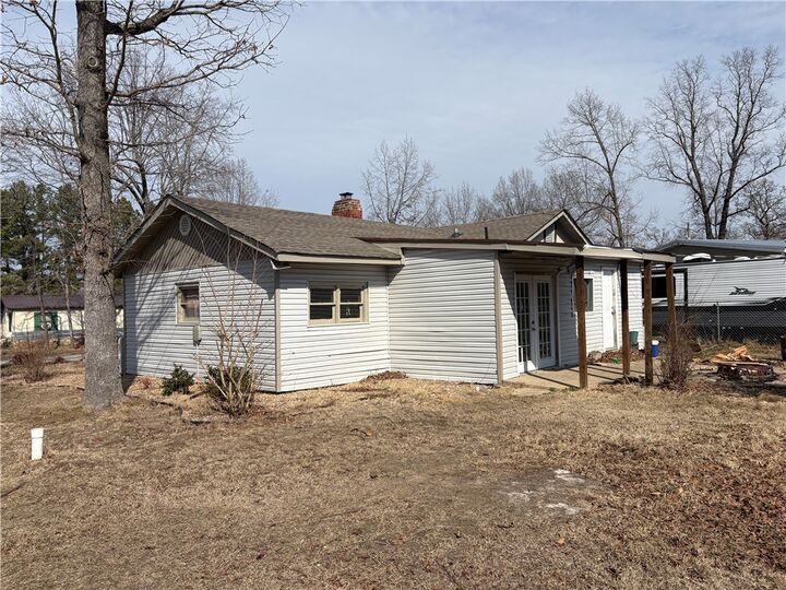Property Photo:  103 Oak Street  AR 72619 