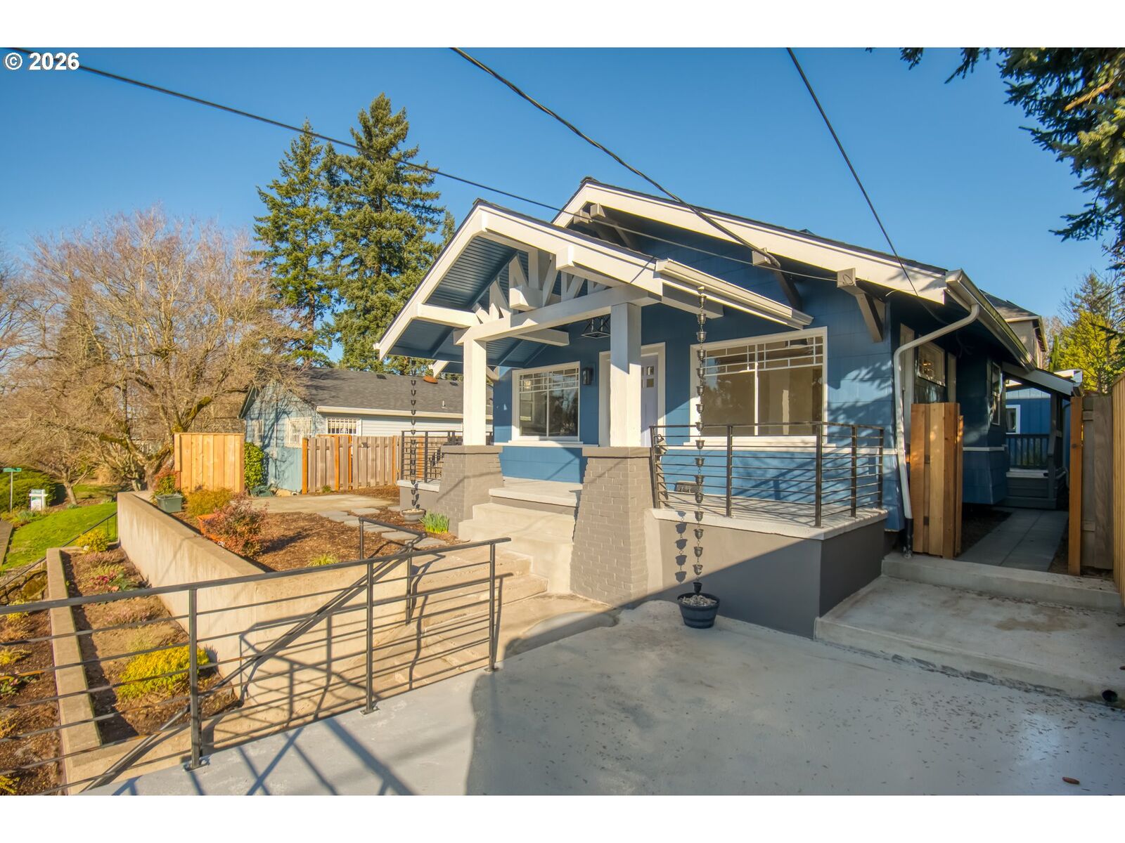 Property Photo:  5014 SE 37th Ave  OR 97202 