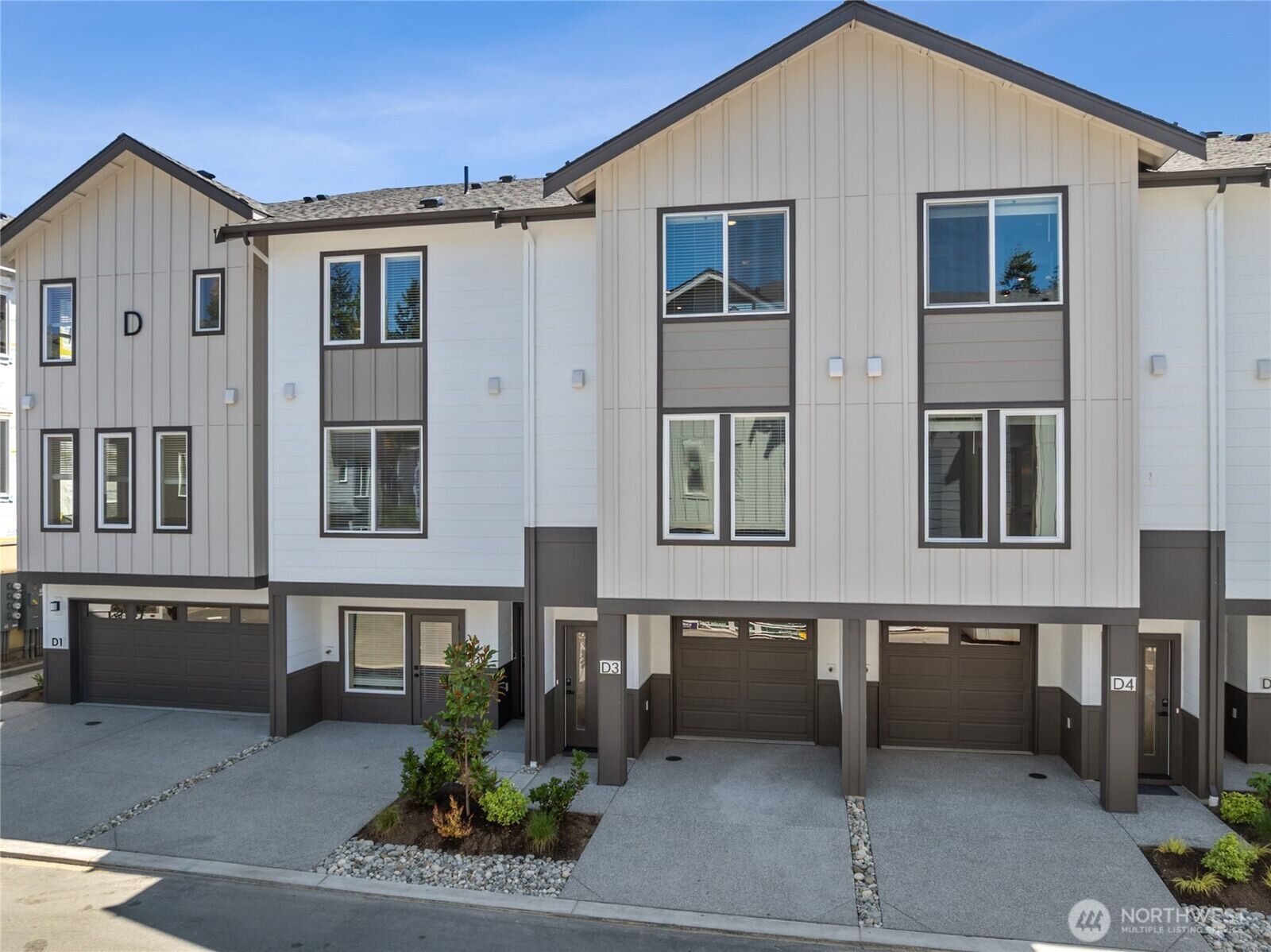 Property Photo: 16111 36th Avenue W H4 WA 98087