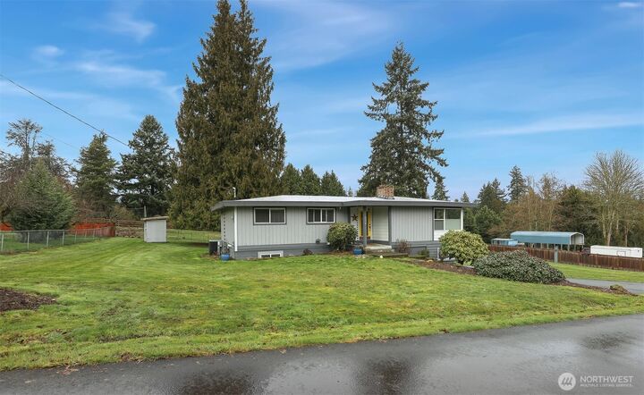 Property Photo: 13410 SE 294th Place WA 98092