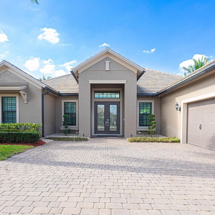 Property Photo:  3352 Siena Circle  FL 33414 