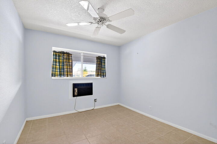 Property Photo:  510 Lake Shore Drive 35  FL 33403 