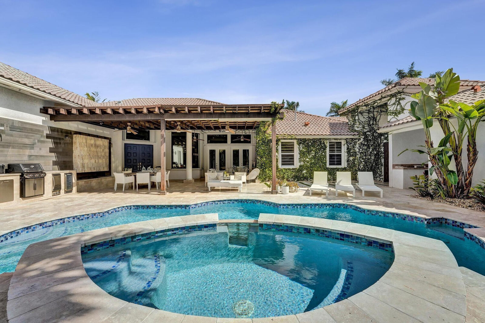 Property Photo:  13763 NW 18th Court  FL 33028 