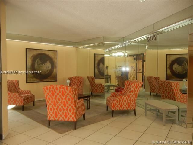 Property Photo:  1300 St Charles Pl 302  FL 33026 