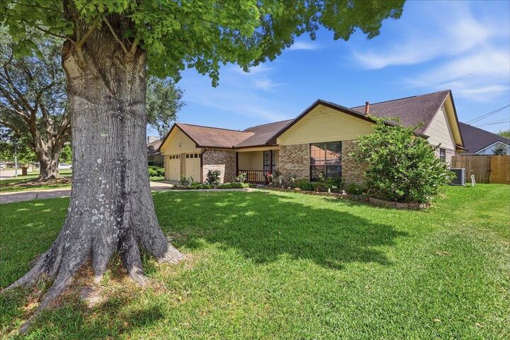 Property Photo:  2515 Black Oak Dr.  TX 77632 